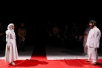 نمایش«میریم تا دوباره همدیگه رو عاشق کنیم»