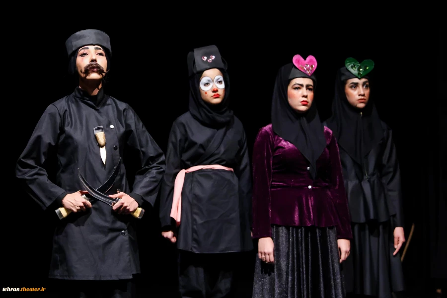 نمایش« مبارک و پادشاه بی وارث»