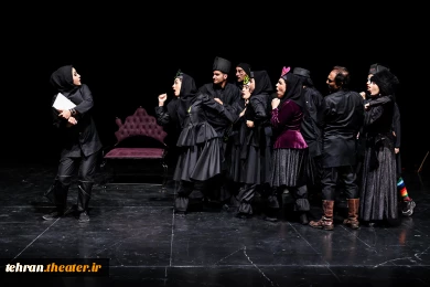 نمایش« مبارک و پادشاه بی وارث»