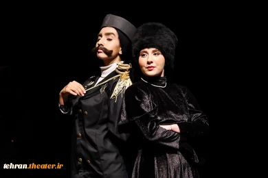 نمایش« مبارک و پادشاه بی وارث»