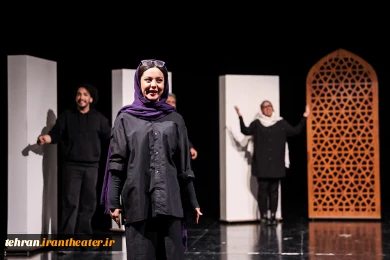 نمایش« ناگهان پیت حلبی»